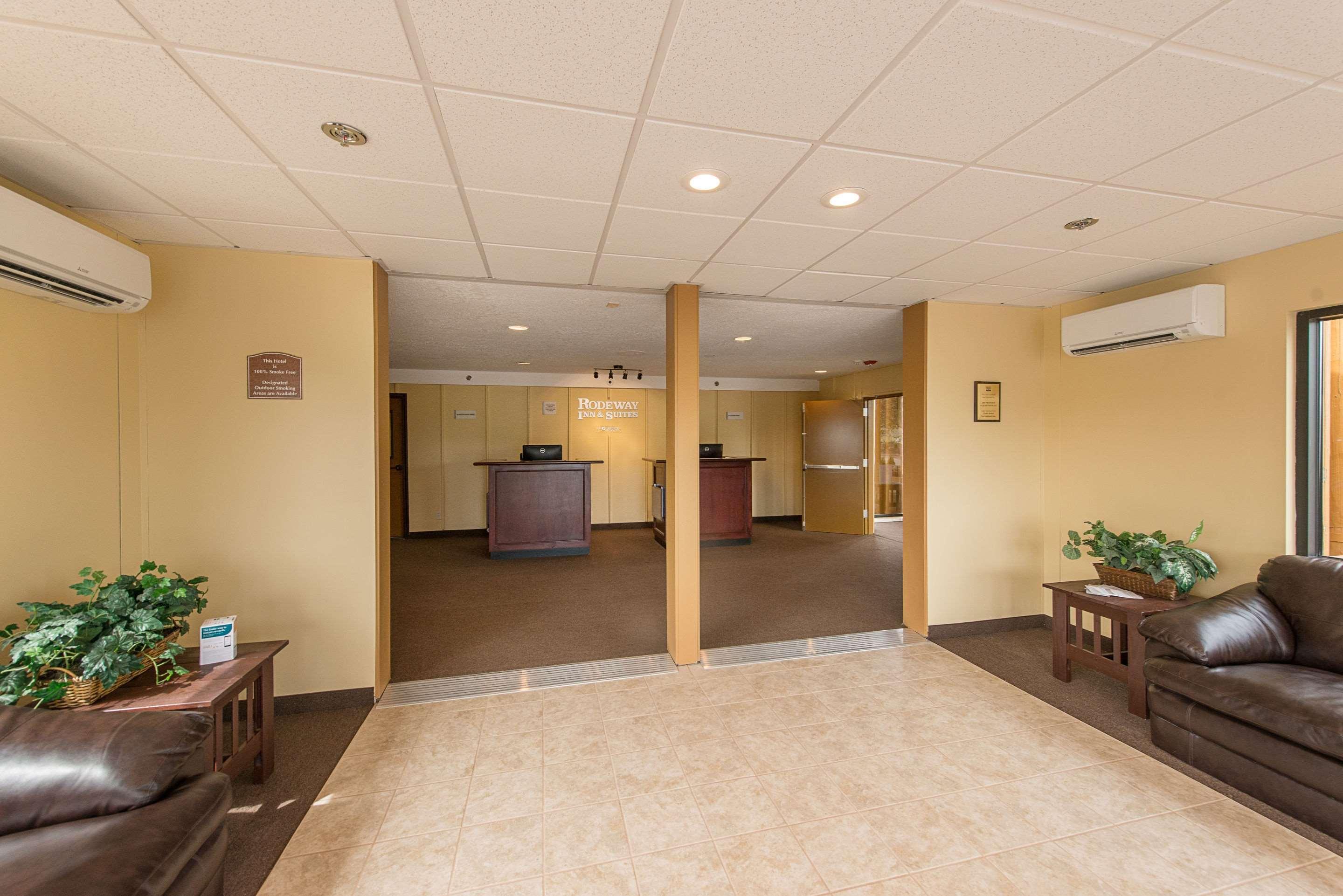 Rodeway Inn & Suites Portland - Jantzen Beach Εξωτερικό φωτογραφία