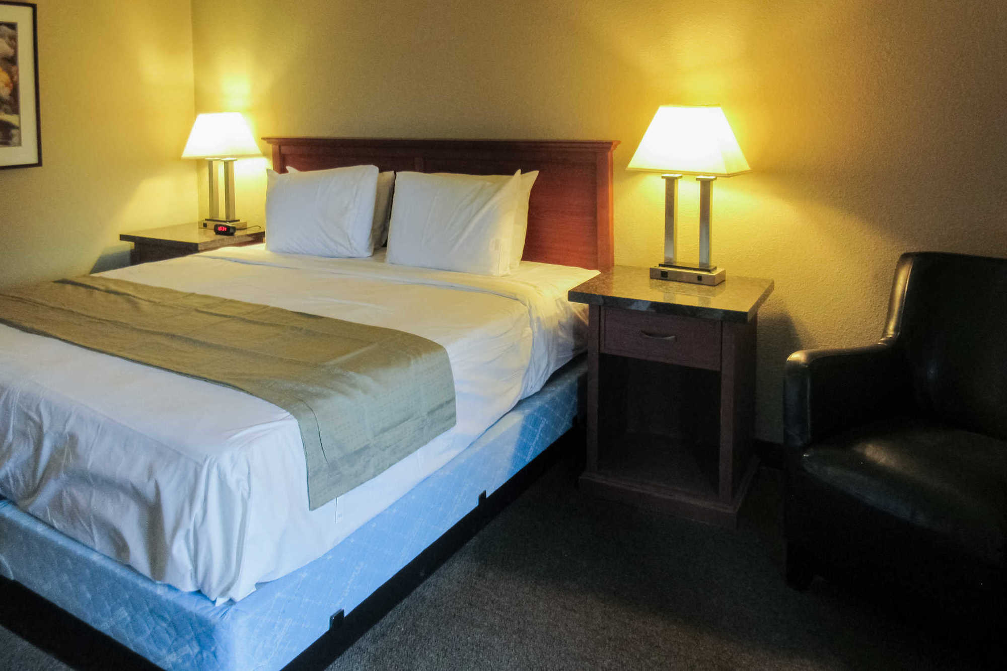 Rodeway Inn & Suites Portland - Jantzen Beach Δωμάτιο φωτογραφία